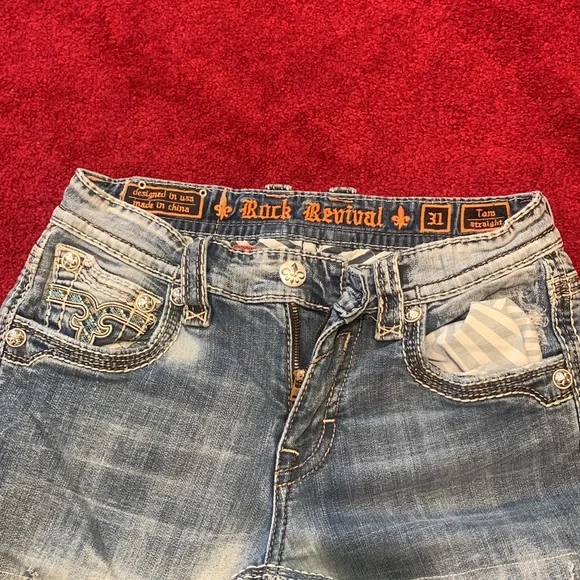 Rock Revival Jeans Mens Tom Straight 31 in perfect condition and hardly worn